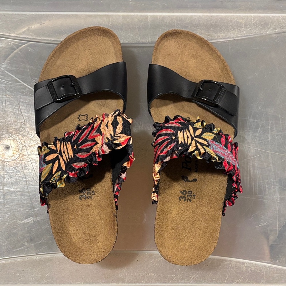 NWOB Birkenstock Papillio Black and Floral Women's Sandals